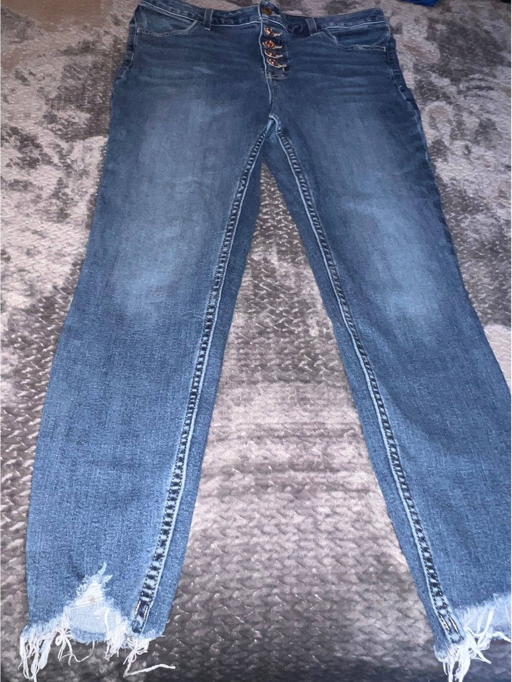 M Jeans, mid rise, mid fit, super skinny ankle, rguar fit size medium